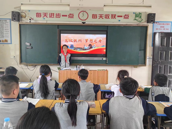 抚州高新区第三小学开展“红领巾寻访·文化抚州”活动