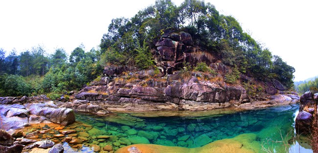 河马池全景_副本.jpg
