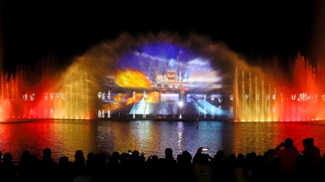 1619865612318297.jpg 大型水幕实景秀_副本.jpg