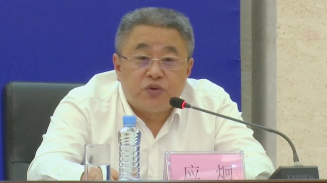 赣江新区党工委委员,管委会副主任应炯回答记者提问.