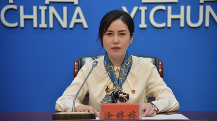 宜春市商务局党组书记,局长涂婷婷据介绍,本次促消费活动主要从政府