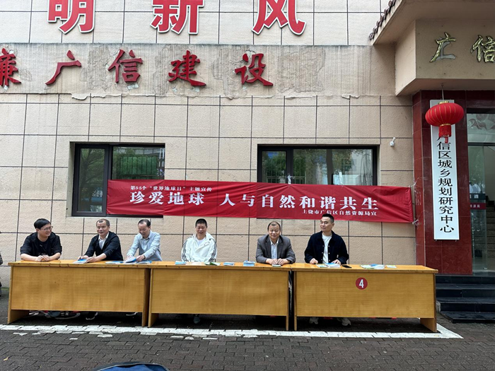 1713861376704256.png 01.png